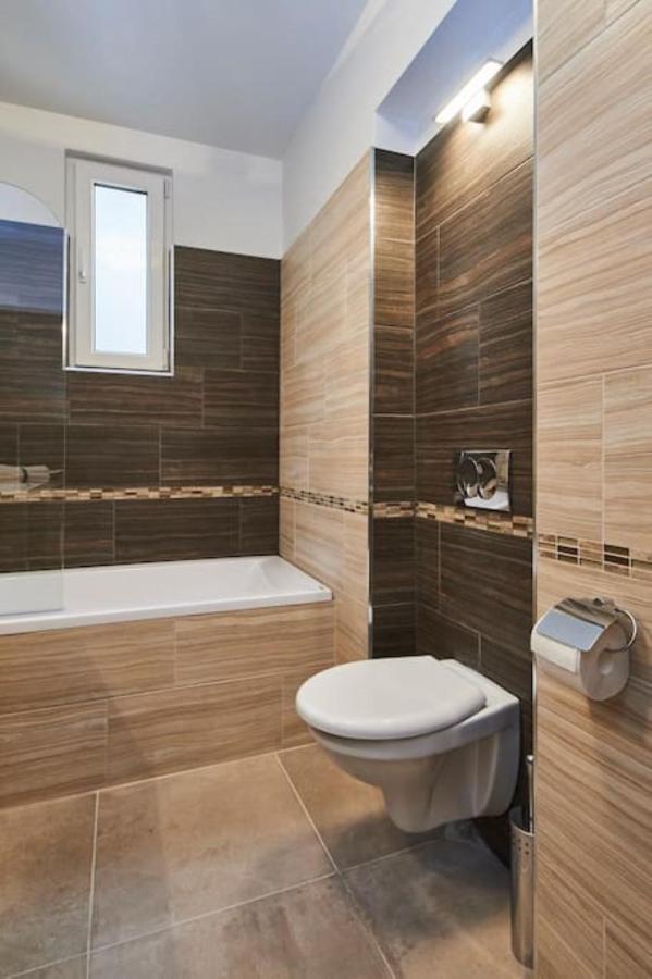 Orangehomes Fantastic 3 Bedrooms Dohany Street Appartement *
